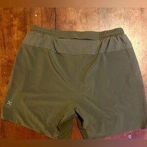 lululemon Switch Up Short Sweat Wicking Running Athletic Green Mens Size Large